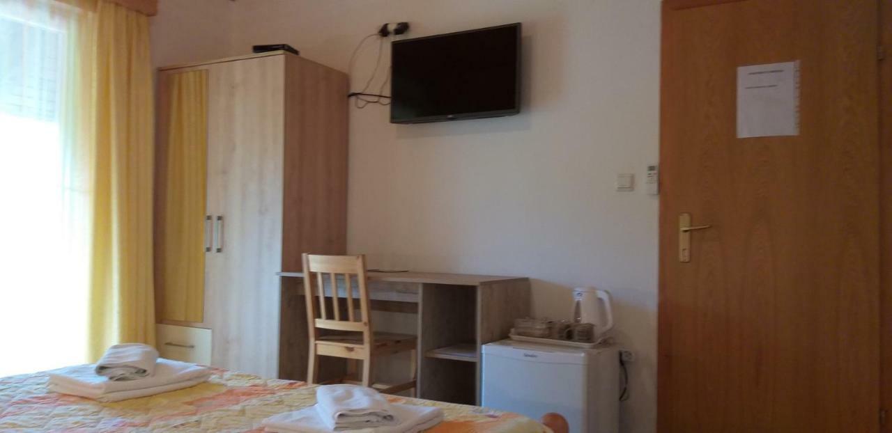 Apartman & Sobe Orhideja Smoljanac Exterior foto